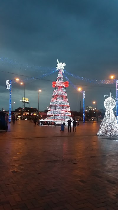 Photos of Portal Suba Transmilenio
