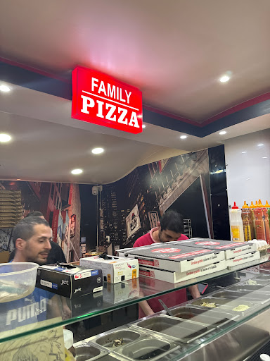 Photo 3 - Family Pizza Chantilly