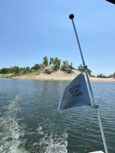 Dunes Boat Tours Logo