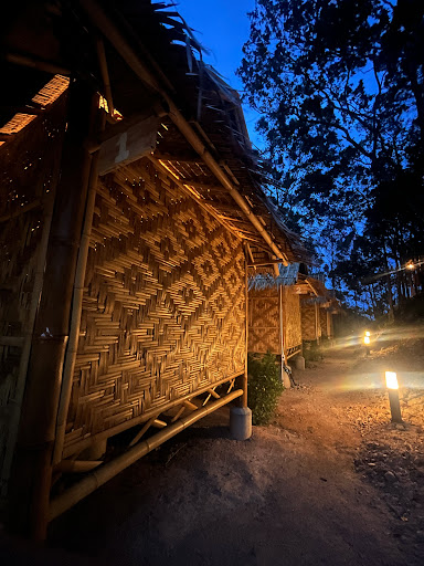 Yougrabkhao camping ground coffee shop and bar (อยู่กับเขา)