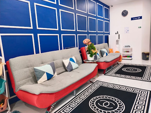 KLINIK PERGIGIAN u.n.i DENTAL Pasir Mas