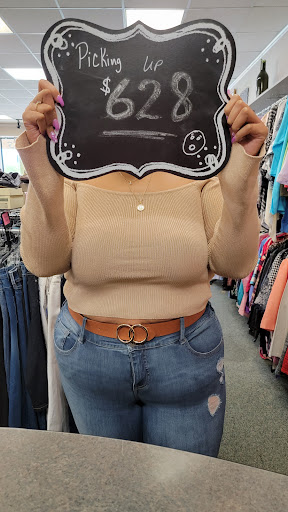 Just Her Size Consignment - Visual
