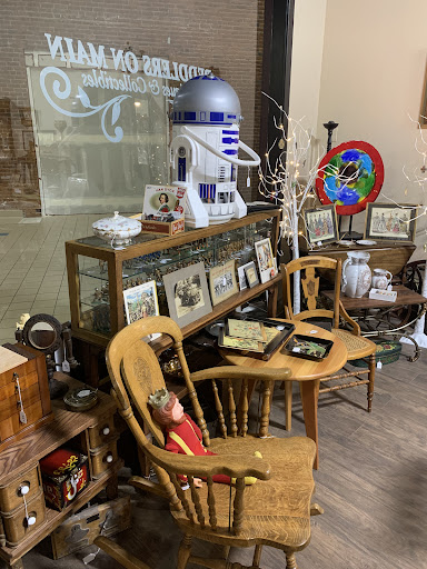 Peddlers on Main