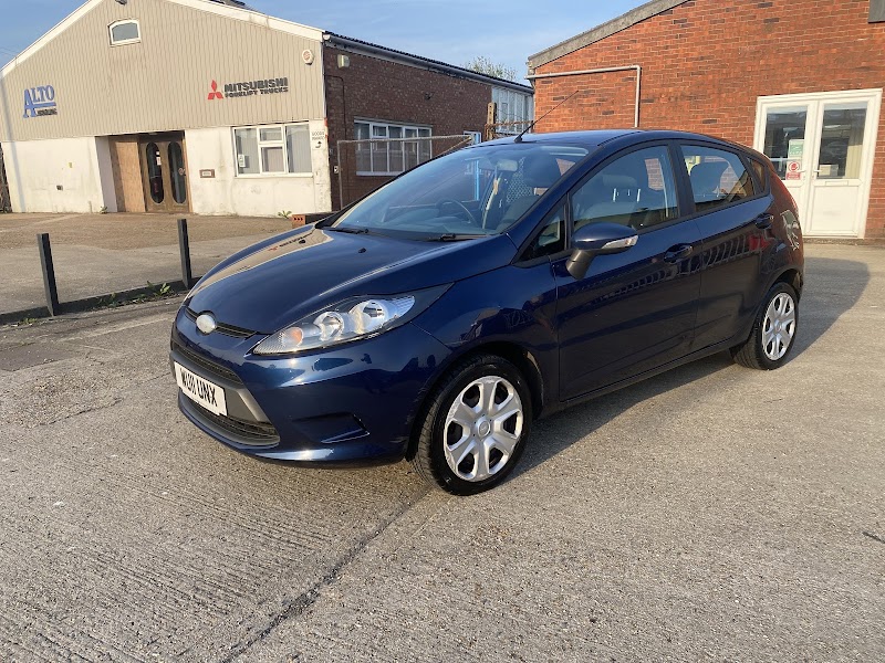 B & J CAR SALES LTD photo 2