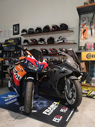 Photo n°4 de Diablo Moto à Audierne (Magasin de motos)