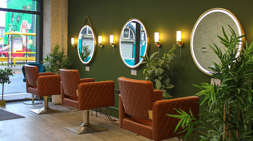 Red Door Hair Studio & My Skin Therapist