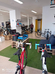 Photo n°4 de IL EST BEAUMONT VELO à Beaumont-sur-Sarthe (Magasin de vélos)