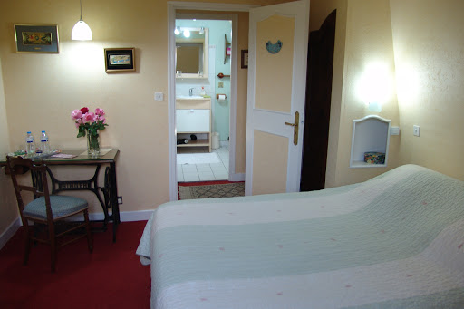 Photo de CHAMBRE D-HOTES DE LA BASTIDE Centre du Village 46130 Bretenoux à Bretenoux (46130)