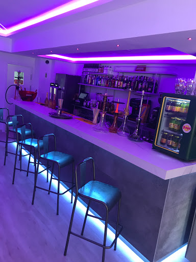 MOONDREAM LOUNGE