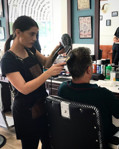 Barber LAM - Κουρείο