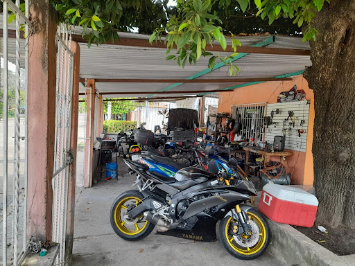 E&C taller de motocicletas