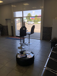 Photo n°19 de Top-Pneu à Saint-Priest (Magasin de pneus)