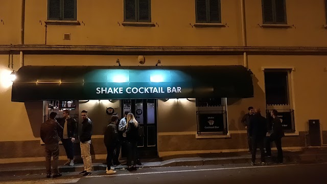 Shake Cocktail & Wine Bar