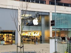 Apple Cabot Circus bristol