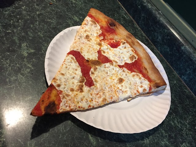 Joe's Pizza