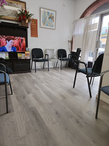 Awesome Care Medical Clinic - Thumbnail