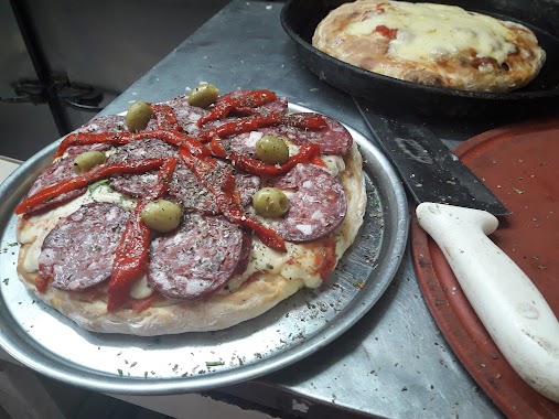 Krosty Pizzas, Author: Tomas Carlos Martinez Fernandez