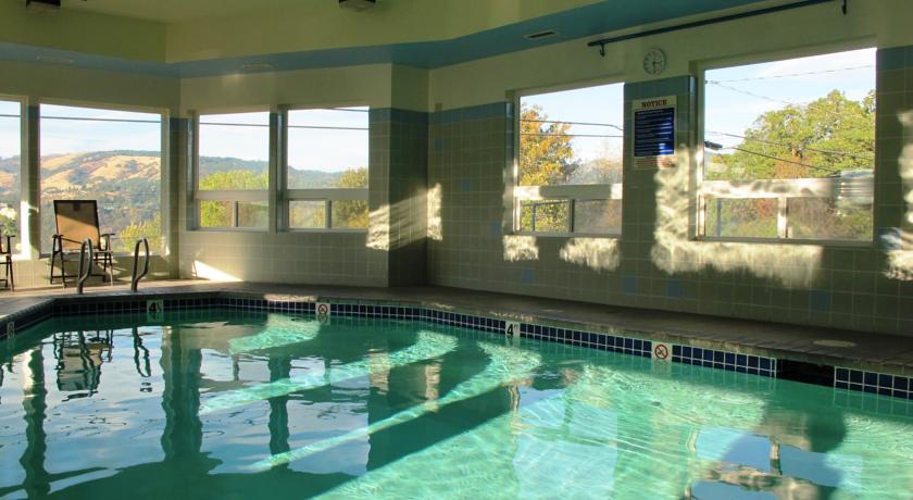 Riverview Lodge, Hood River by null