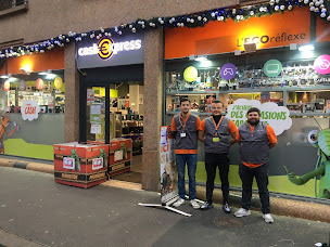 Photo n°1 de Cash Express Magasin d'occasions Multimédia, Image et Son, Téléphonie, Bijoux, Achat d'or à Paris (Magasin de jeux vidéo)