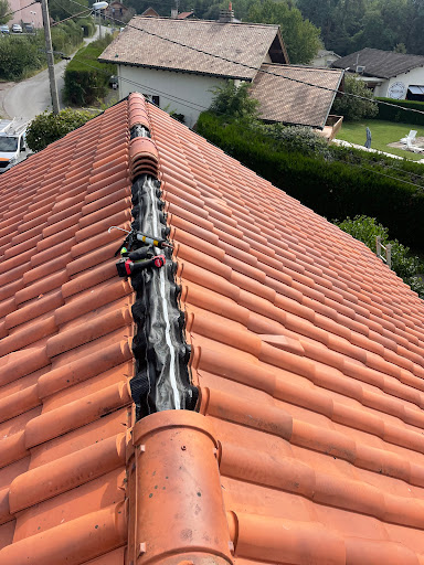 NP Rénovation Couvreur : Expert couvreur Sciez - Réparation Démoussage Toiture - Thumbnail