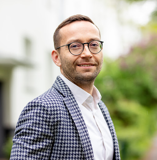 Biuro Nieruchomości Warszawa Praga Południe - Mateusz Niedziałek