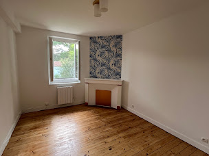 Photo n°34 de BATI ' DECOR à Saint-Sulpice-la-Pointe (Peintre en bâtiment)