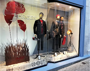 Photo n°7 de GEORGES. à Niort (Boutique de mariage)