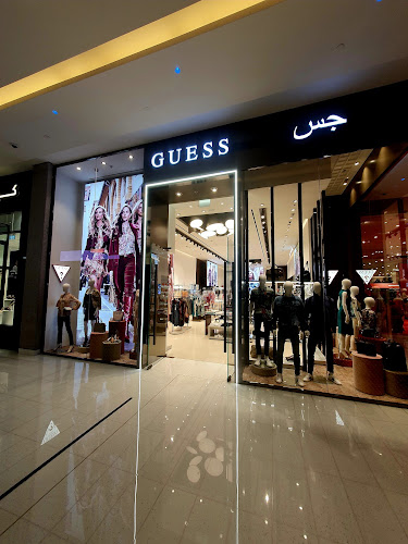 GUESS JEANS - Dubai Mall