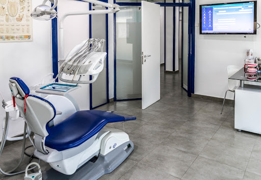 Clínica Dental Pinto Karen Dental Adeslas ️ - Thumbnail