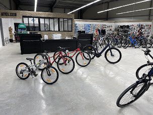 Photo n°13 de Magasin de vélo - Vente - Réparation - INTERCYCLE Alençon à Condé-sur-Sarthe (Magasin d'articles de sports)