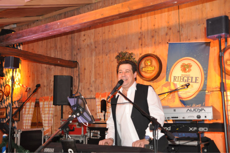 Ati "Ihr Musiker" Alleinunterhalter & DJ