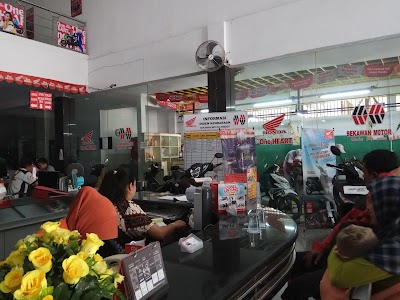 Photos of Honda Sekawan Motor Jember