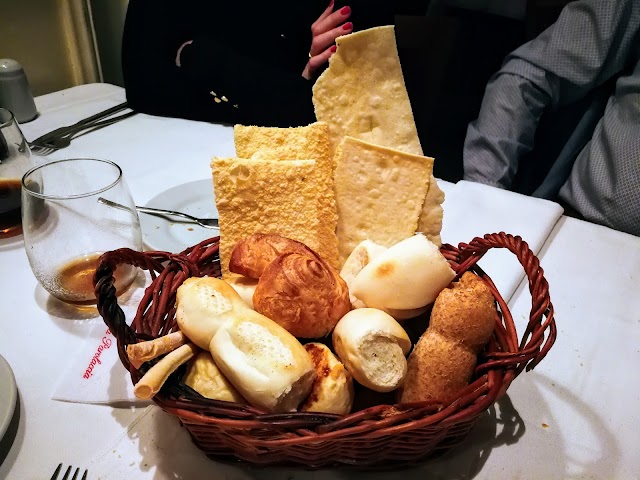 La Parolaccia del Mare Puerto Madero