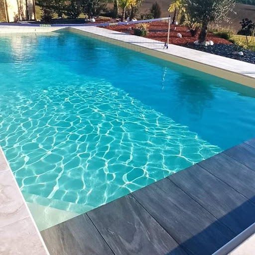 Photo de Priant Piscine Mondial Piscine à Chaptelat (87270)