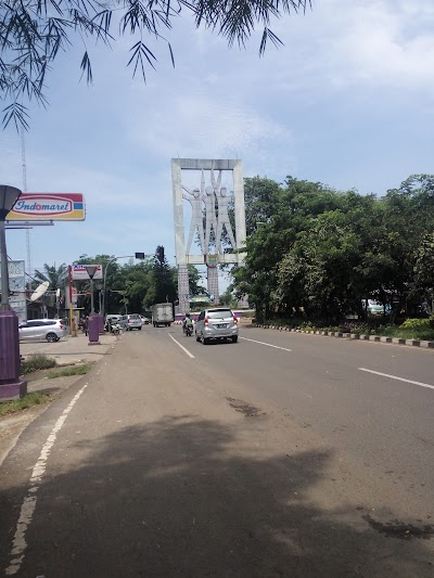 Photos of Monument roundabout Tigaraksa