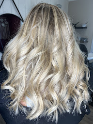 Photo n°9 de LCT Beauty à Lieusaint (Salon de coiffure)