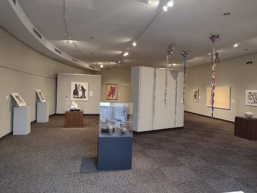 Charles H. MacNider Art Museum - Thumbnail