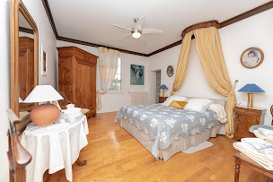 Photo n°4 de Le Refuge Du Peintre à Sainte-Terre (Chambre d'hôtes)