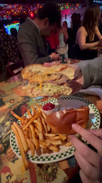 Barney's Beanery by null