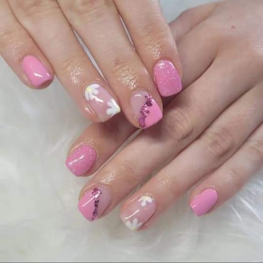Unimaid Nails by Sharon Logo