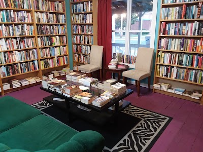 Turning Pages Book Lounge