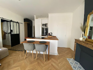 Photo n°4 de Peinture - Plâtrerie - Parquets - Bordeaux à Montussan (Peintre en bâtiment)