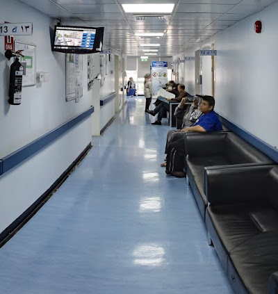 Photos of Al Masoudi Medical Center