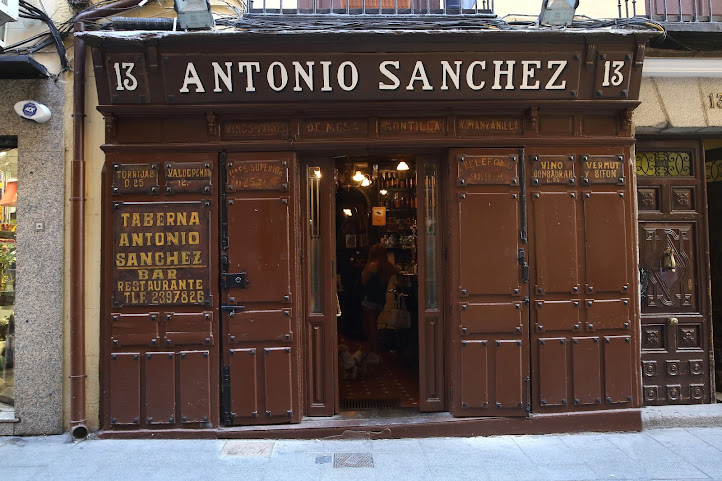 Taberna Antonio Sánchez - 1787 - La Taberna más antigua de Madrid by null