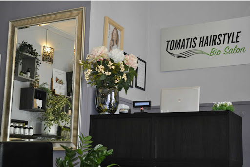 Tomatis Hairstyle Bio Salon - Salone di Parrucchieri - Italy