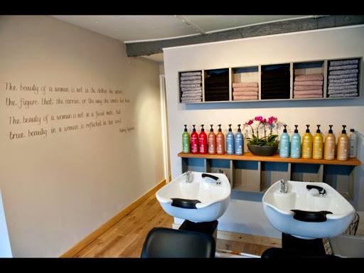 Lox Hair Design Rotherfield - Thumbnail