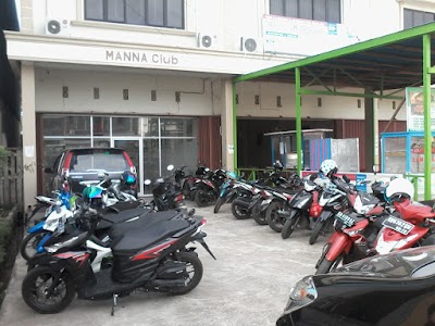 Photos of MANNA Club
