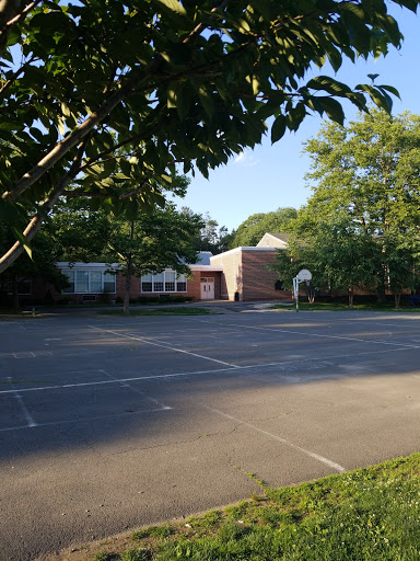 North Mianus School - Thumbnail