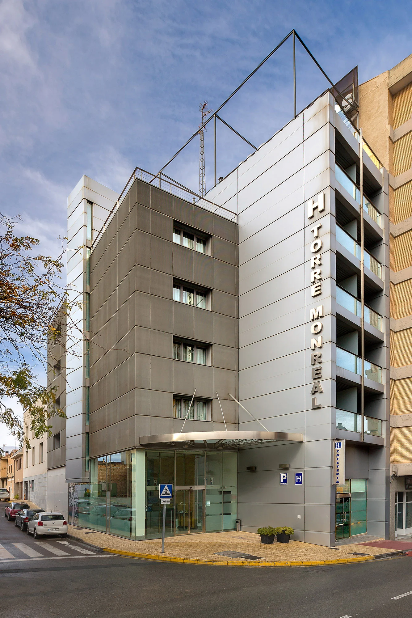 Torre Monreal Hotela
