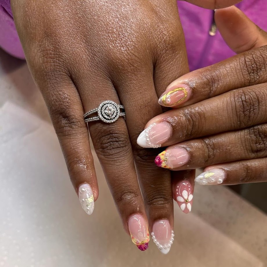 Dolce Vita Nails